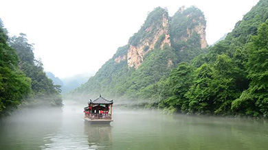宝峰湖